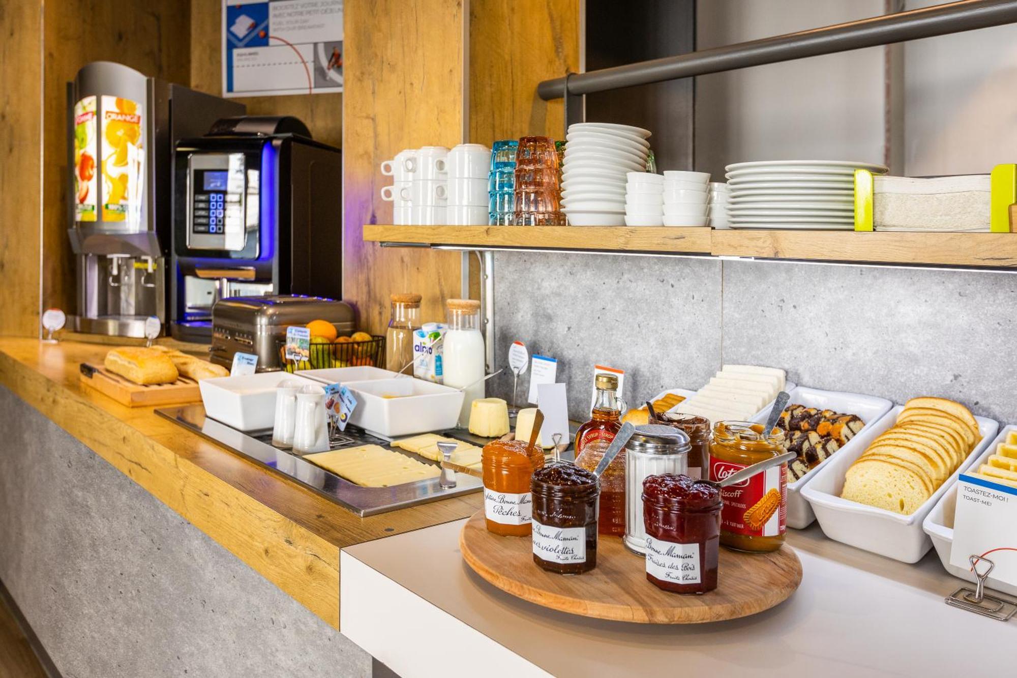 Ibis Budget Angouleme Centre Екстериор снимка