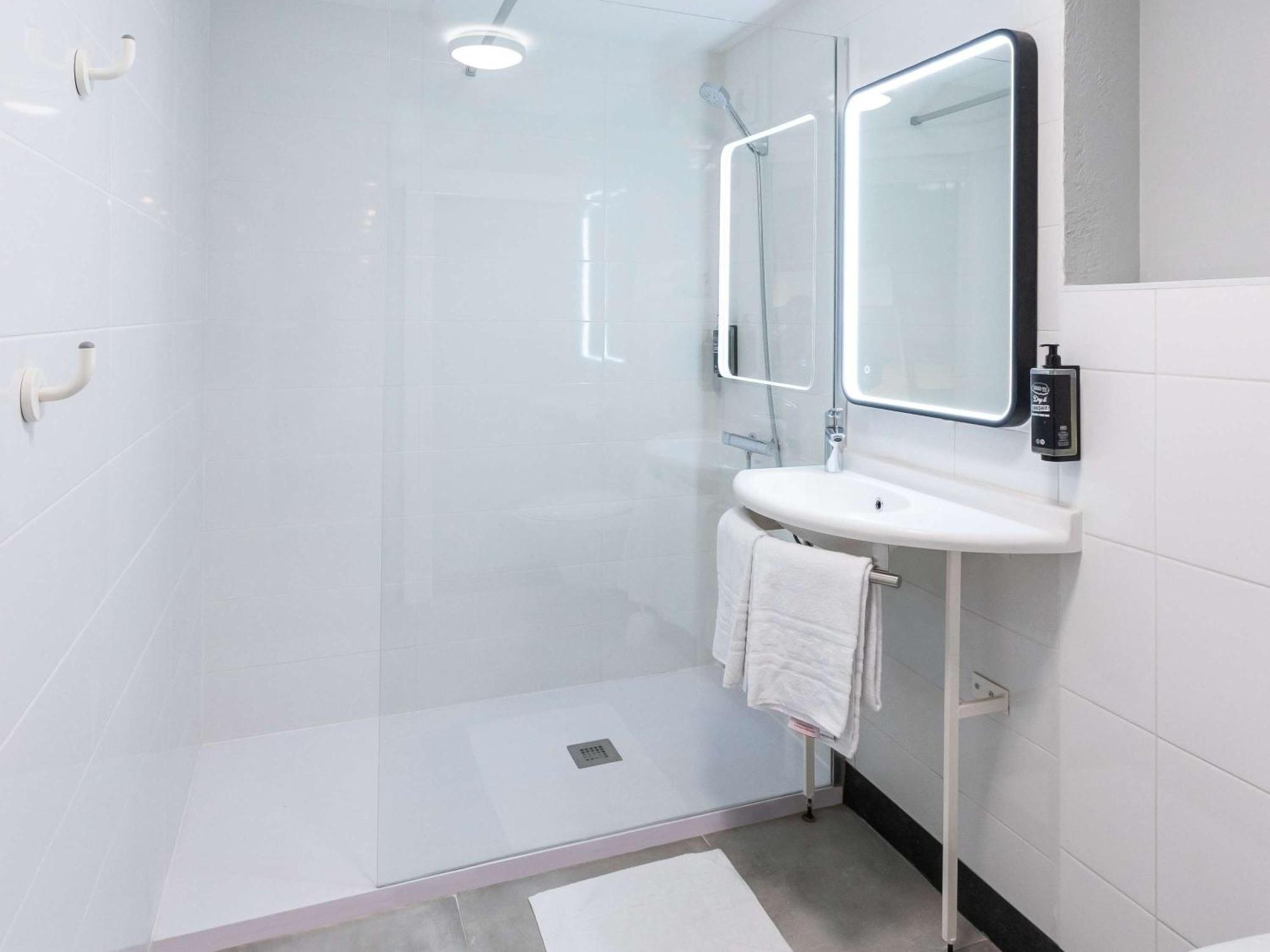 Ibis Budget Angouleme Centre Екстериор снимка